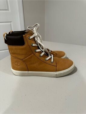 Timberland wheat nubuck high-top sneaker boots size 8